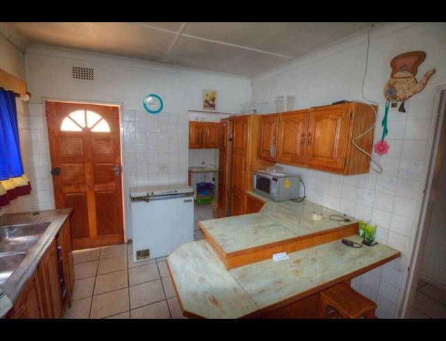 5 BEDROOM HOUSE FOR SALE IN WITFIELD